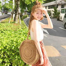 Load image into Gallery viewer, Round Woven Beach Tote