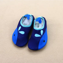 Load image into Gallery viewer, Kids Quick Drying LightWeight Aqua Socks