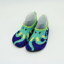 Load image into Gallery viewer, Kids Quick Drying LightWeight Aqua Socks