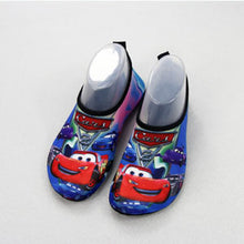Load image into Gallery viewer, Kids Quick Drying LightWeight Aqua Socks