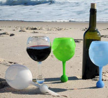 Load image into Gallery viewer, Wine Glasses for Beach and Poolside
