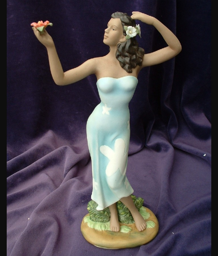 Vintage Porcelain Hula Dancer