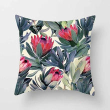 Load image into Gallery viewer, Vintage Flower Tropical Leaves Cushion Cover