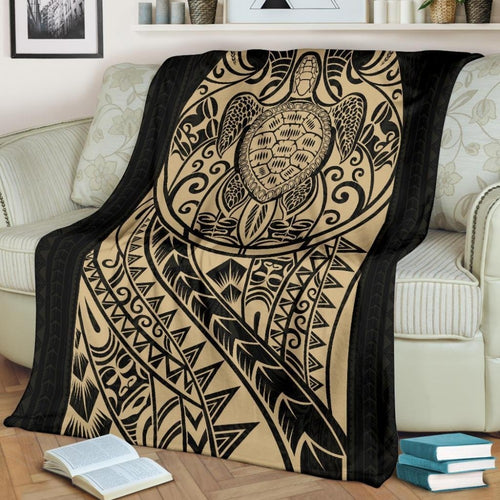 Super soft  Fleece Polynesian Hono Throw Blanket
